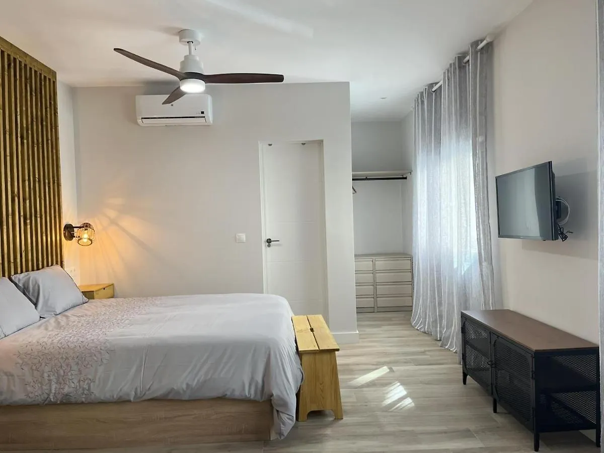 Cd-Estudio, Estudio A Estrenar Acogedor Y Funcional, Centrico, Barrio Tranquilo Malaga Apartment