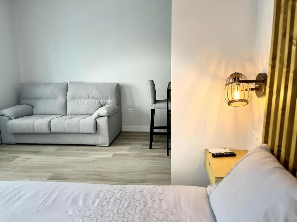 Cd-Estudio, Estudio A Estrenar Acogedor Y Funcional, Centrico, Barrio Tranquilo Malaga